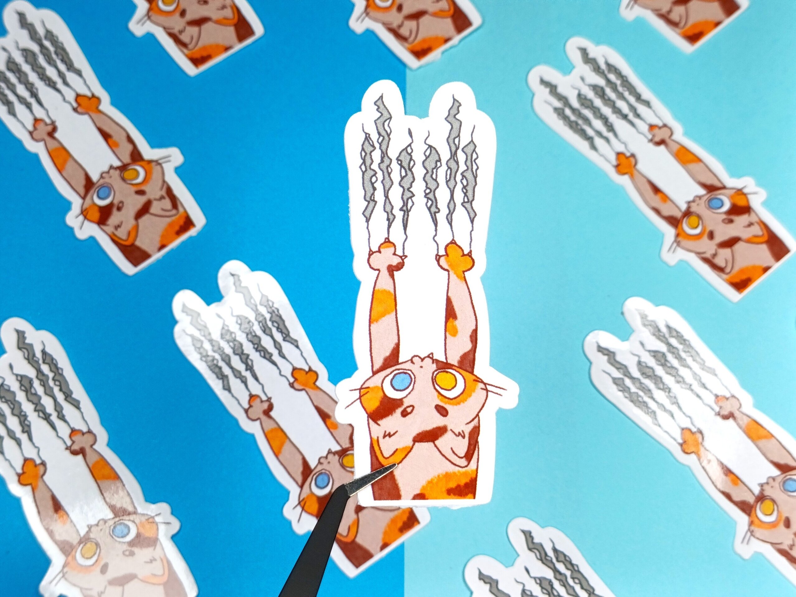 Pegatina de vinilo de gatito travieso - 1